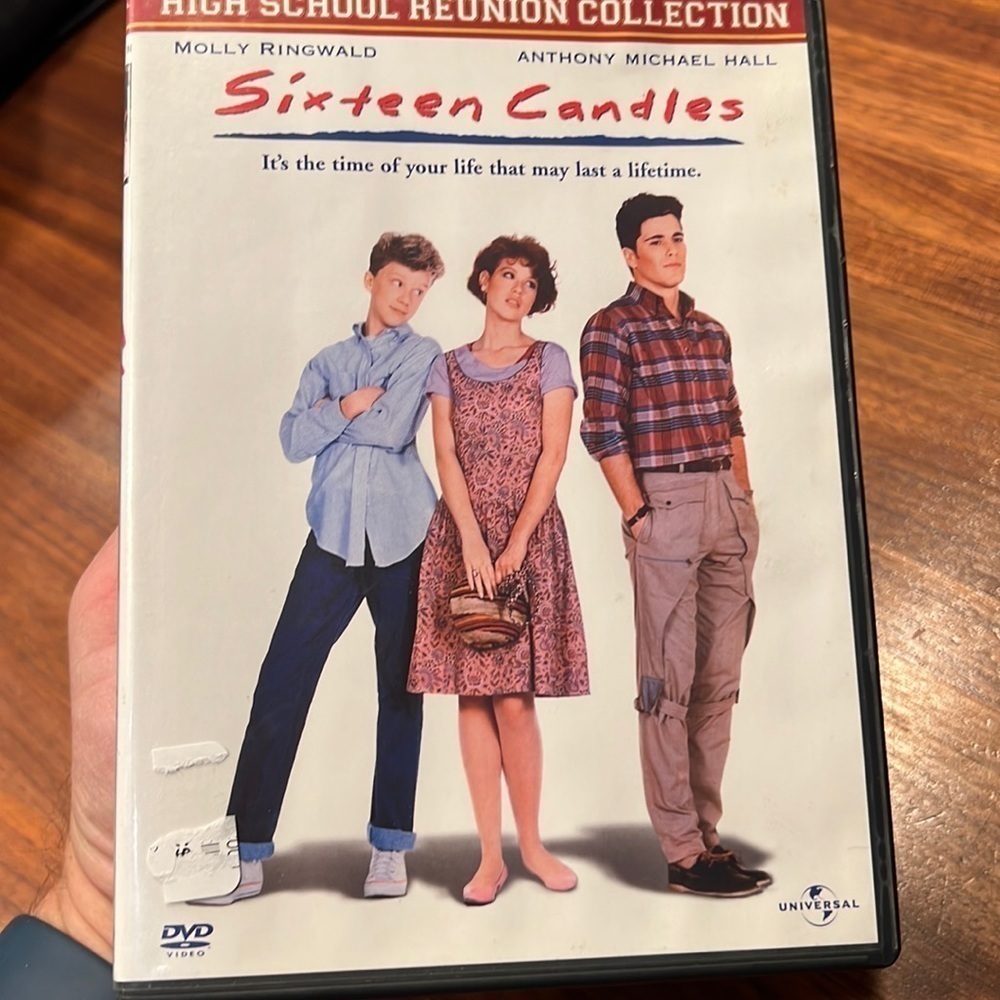 Sixteen Candles DVD - High School Reunion Edition- Like New